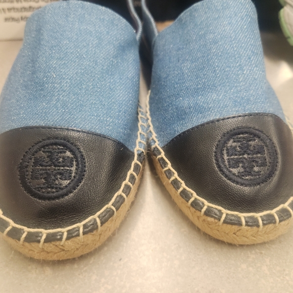 Tory Burch Indigo Light Wash Denim Chambray Leather Espadrilles 9.5 - Picture 4 of 9